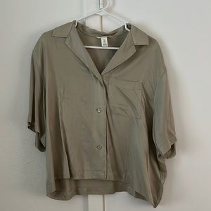 H&M Cropped Button Down